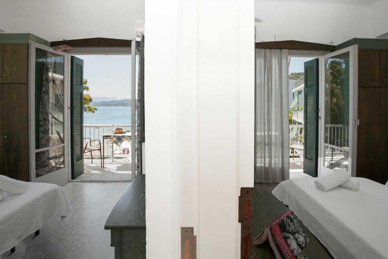 Ancora Hotel Poros Town Екстер'єр фото